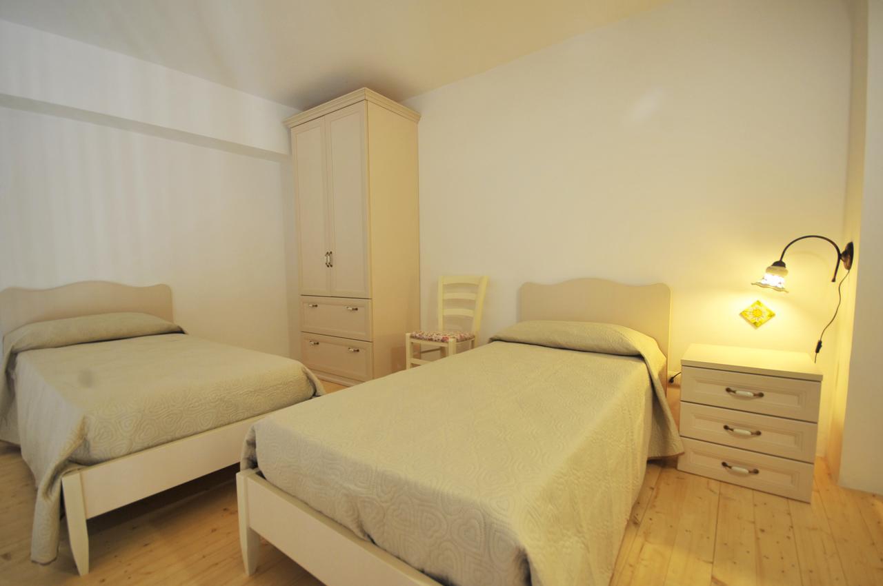 Morfeo Charming Rooms & Relax Avola Buitenkant foto